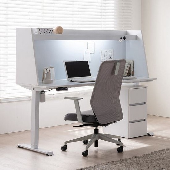 포스트모던  엣지 WM LED 집중력 모션 스탠딩 책상