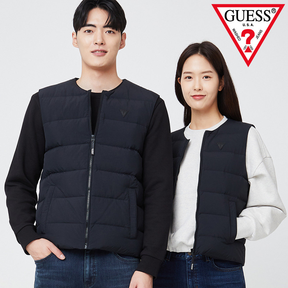 게스 남녀공용 라운드넥 덕다운 중경량 베스트_MM3W9881