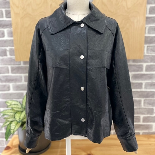 레코브 여성 레더 스냅 자켓_LC61C3JK508X