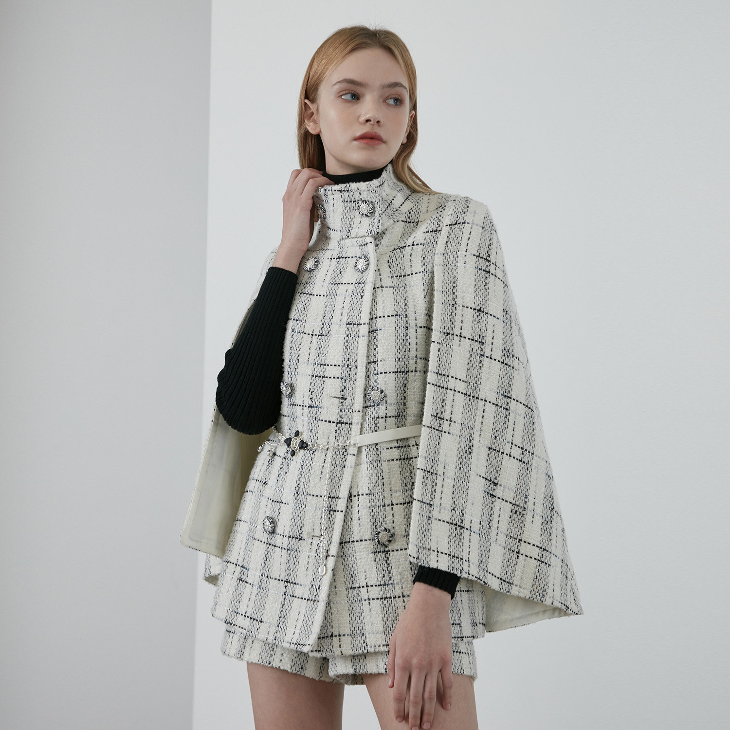 에고이스트 벨티드 하이넥 케이프형 코트 EN4WC564