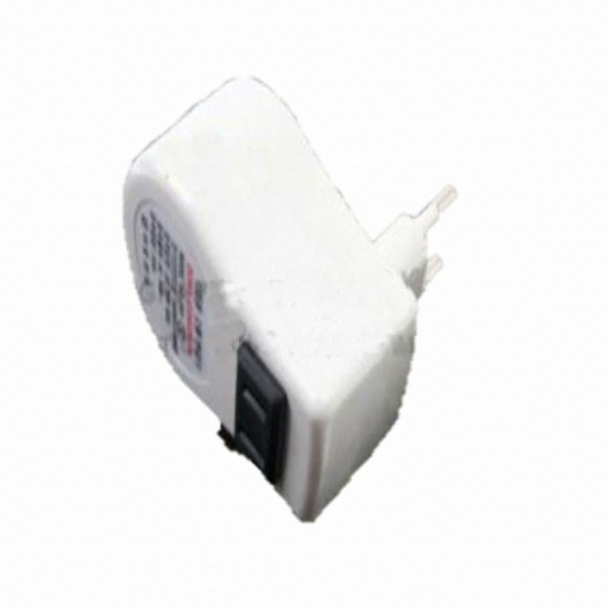 이오전자  휴대용 소형변압기 EQ-2001