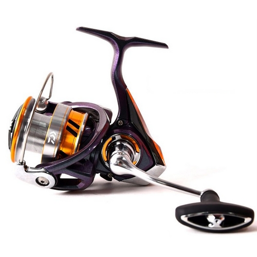 다이와  리갈 LT 2000D