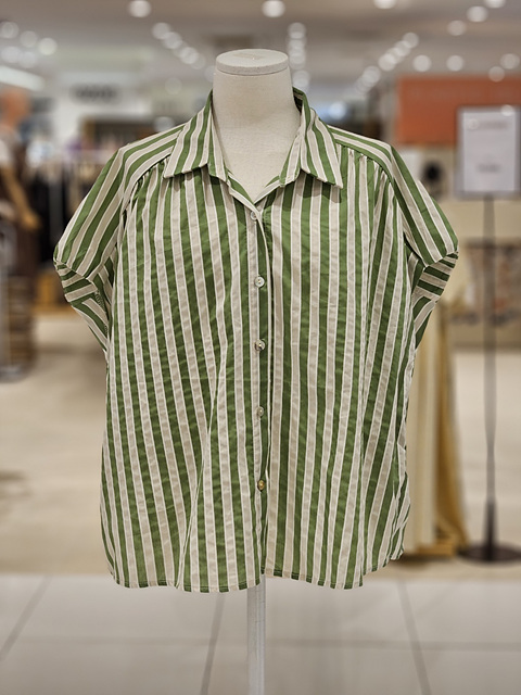 비지트인뉴욕 캡소매 스트라이프셔츠 VZ7SS7E