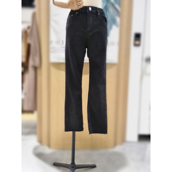 포커스 히든밴딩 일자핏 컷팅 블랙 면 팬츠_FS3A7PT0117