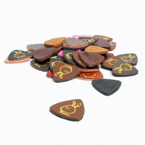 티커스텀  우쿠렐레 가죽피크