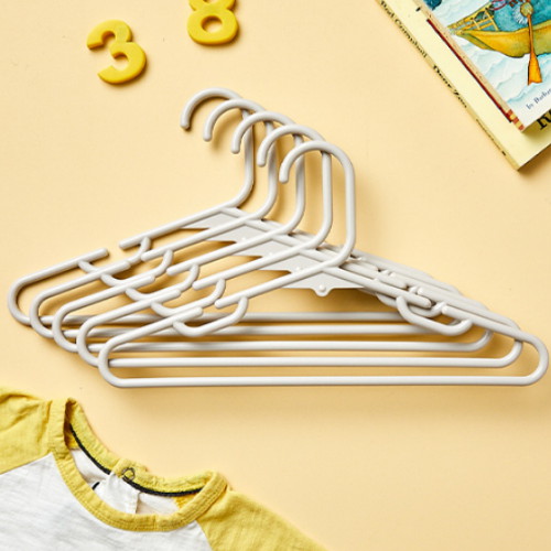 모던하우스  가볍고 심플한 키즈옷걸이 크림그레이