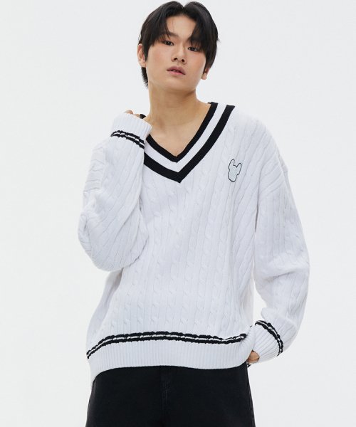 라이프워크 클래식 브이넥 케이블 니트 LW231KT311