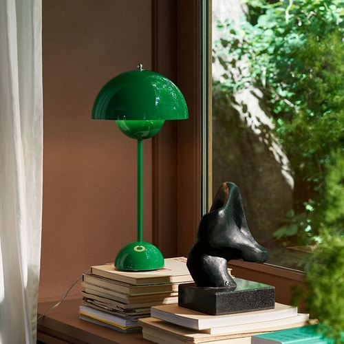 앤트레디션  플라워팟 테이블 램프 VP3