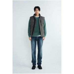 버커루 남성 폴리 지퍼포켓 하이넥 다운 베스트_B234DW010P