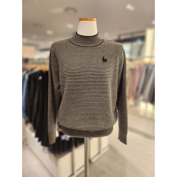 스위트숲 숲 브럿치탈착 반넥 단가라 니트 SZALK37