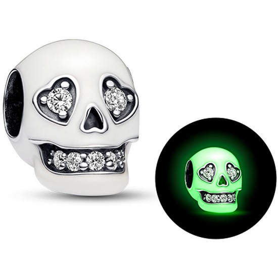 판도라  글로우 인 더 다크 스파클링 스컬 참 792811C01