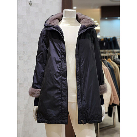 벨라디터치 밍크 토끼털 트리밍 구스다운 코트 V1C4SP21