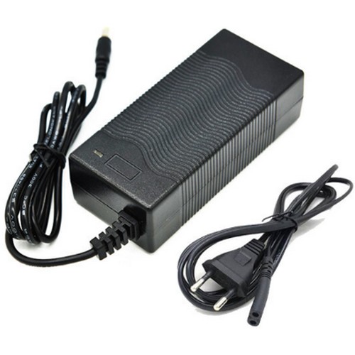 리튬인산철 파워뱅크 배터리 충전 어댑터 12.6V 6A 3S