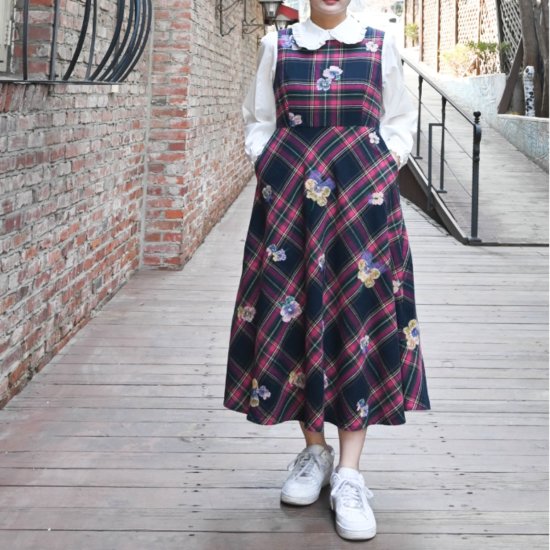 비꼴리끄 코튼 체크 민소매 원피스 B232WO2080