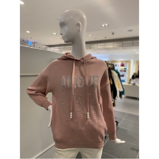 르니앤맥코이 후드넥 진주레터링 니트 ML01KN301
