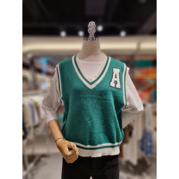 4CUS A니트조끼 FF3H7VT0087