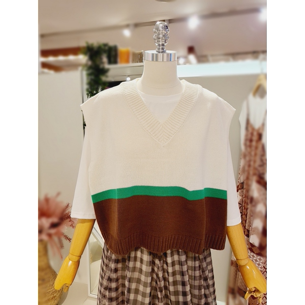 4CUS 브이넥 배색 조끼 FF2H7VT0090