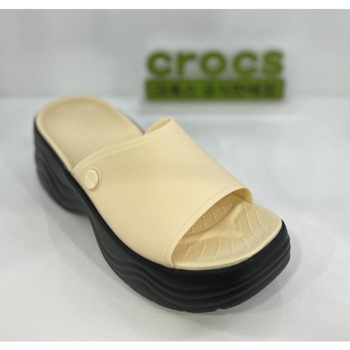 크록스 스카이라인 슬라이드 208182