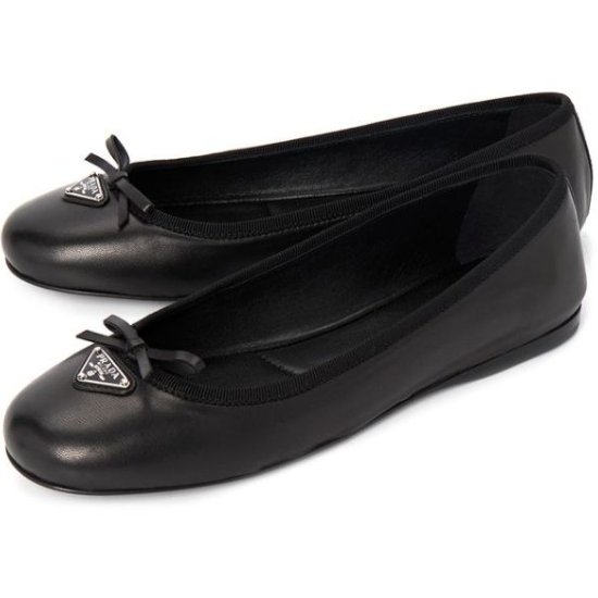 프라다 트라이앵글 로고 발레리나 플랫슈즈 1F037N 038 F0002