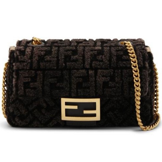 펜디 시프스킨 바게트 체인 미디 숄더 백 8BR793 APZ7 F1N1V