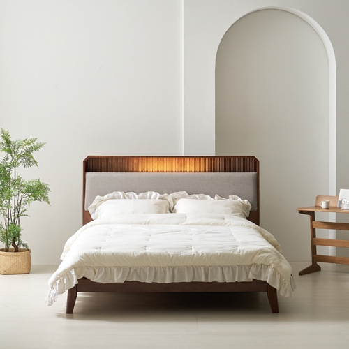 홈앤힐 산더 템바보드 원목 패브릭 LED침대 LK