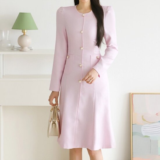 모리스커밍홈 진주 버튼 라운드 머메이드 원피스 M2401OP011A