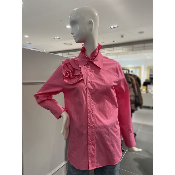 르니앤맥코이 프릴 포인트 면 블라우스 ML04BL723