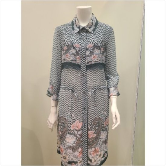 모라도 헤링본스칼랩날개스트링롱블라우스 MLM5CT460