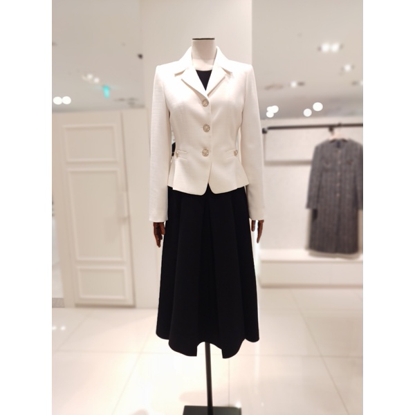 미니멈 여성 쓰리 버튼 정장 자켓 MYAGWJ2040
