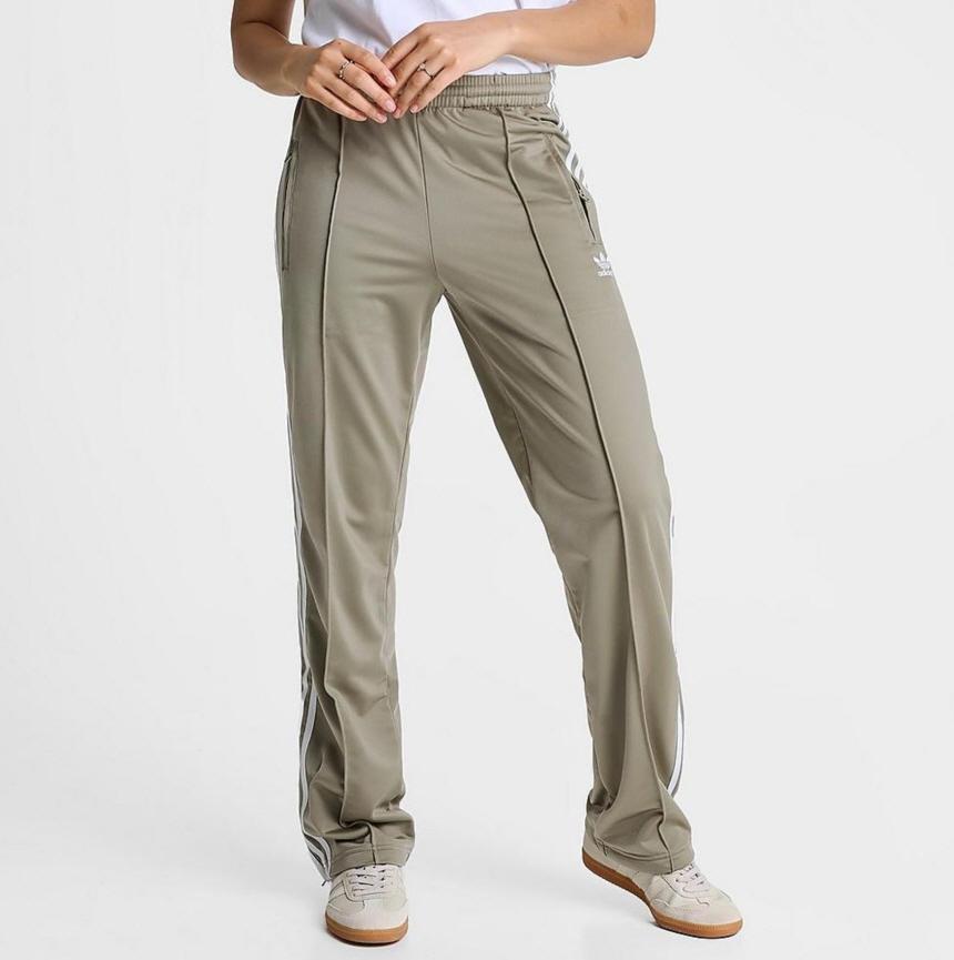 아디다스  파이어버드 루즈핏 실버 패블 트랙 팬츠 IY6683