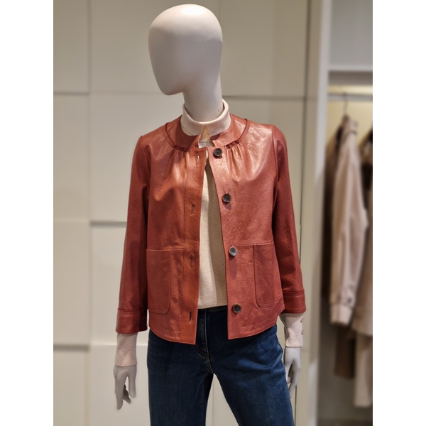 올리비아로렌 라운드넥 8부 소매 천연 양가죽 자켓 VOZJN4S2411