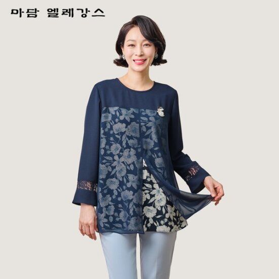 마담엘레강스 여성 날개포인트 코사지블라우스 K241BL02