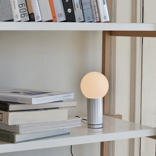 HAY  LED 턴온 테이블 램프 해외구매