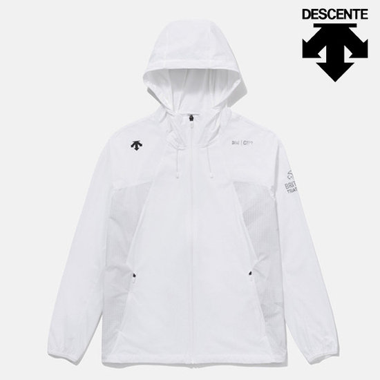 데상트 BTF 팀 경량 스트레치 우븐 자켓 SP223IWB41