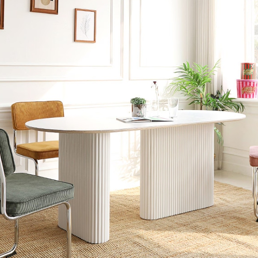 끌레오 빅토리 타원 HPL 템바보드 식탁 1600