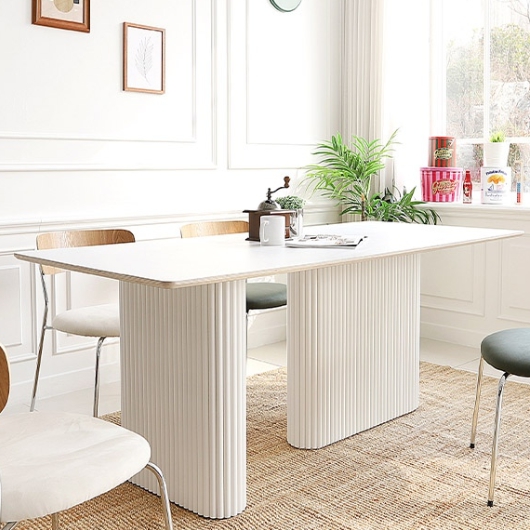 끌레오 빅토리 스퀘어 HPL 템바보드 식탁 1800