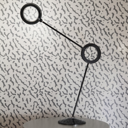 라문코리아  LED 아물레또 프로페셔날레 테이블스탠드