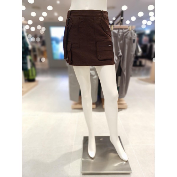 크리스패션 파리게이츠 어깨끈 장식 패치포켓 스커트 521D3PC201_BR