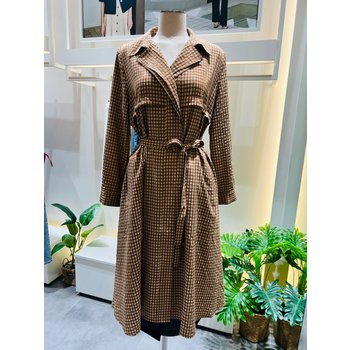 비지트인뉴욕 뒷날개장식 제천리본끈 셔츠원피스 VA9OP72