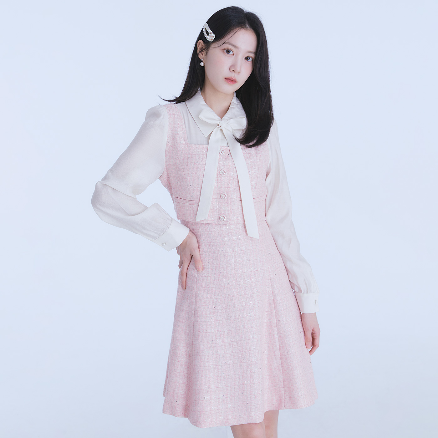 로엠 여성 배색 트위드 미니 원피스 RMOWE49S18