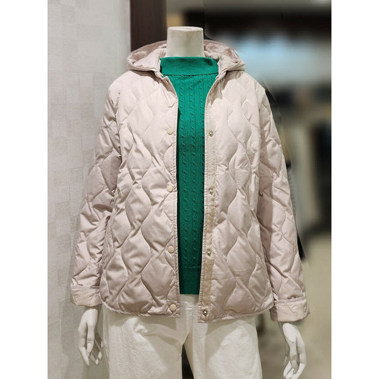 벨라디터치 후드 탈부착 경량 패딩 V3E4DN27