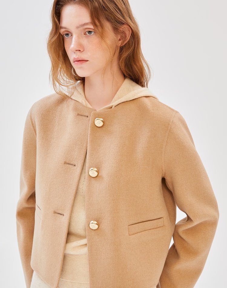 질스튜어트뉴욕 라운드넥 골드버튼 울캐시미어혼방 숏코트 JSCO4D160I2