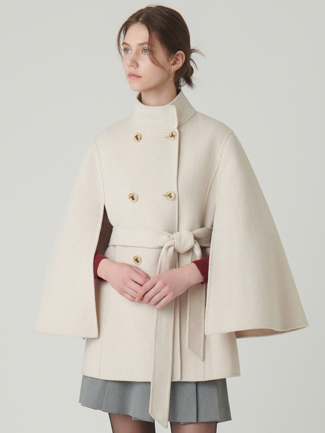 사틴 케이프 스타일 핸드메이드 코트 S244B731