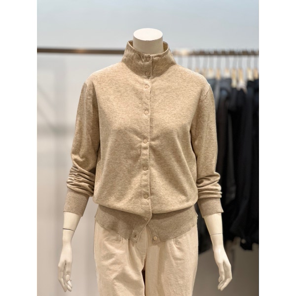 벨라디터치 터틀넥 니트 가디건 V9E4KT38