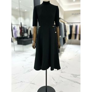 모조에스핀 반하이넥 허리옆장식 플레어 원피스 S244MSE015