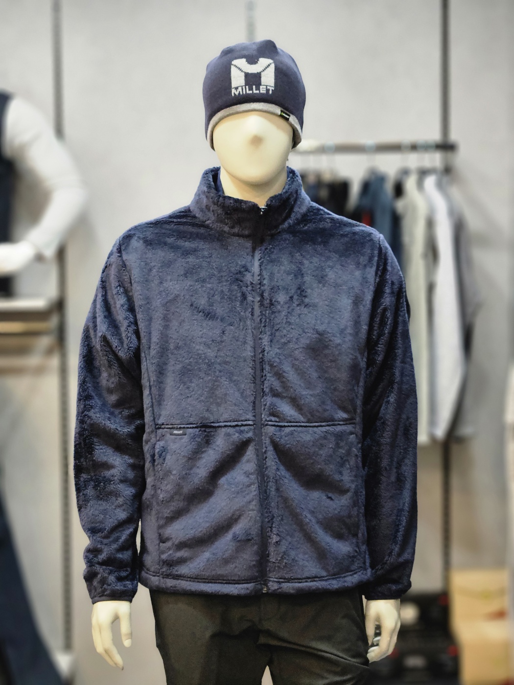 밀레 유니 보네트 보아 플리스 자켓 MVTFJ405