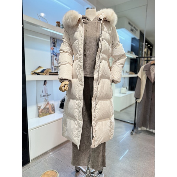 플라스틱아일랜드 여성 퍼 후드 롱 슬림 구스다운점퍼 PQ4EZ162