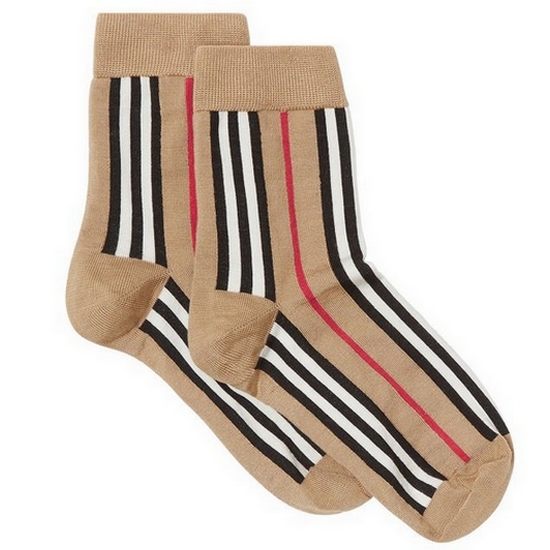 버버리 양말 8012554 A7026