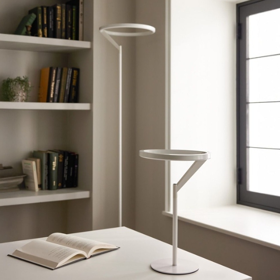 스피아노  LED 클리프 스탠드 조명 세트