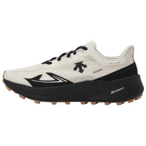 데상트 플라이릿지 V2 SQ313RRN82-BEG0